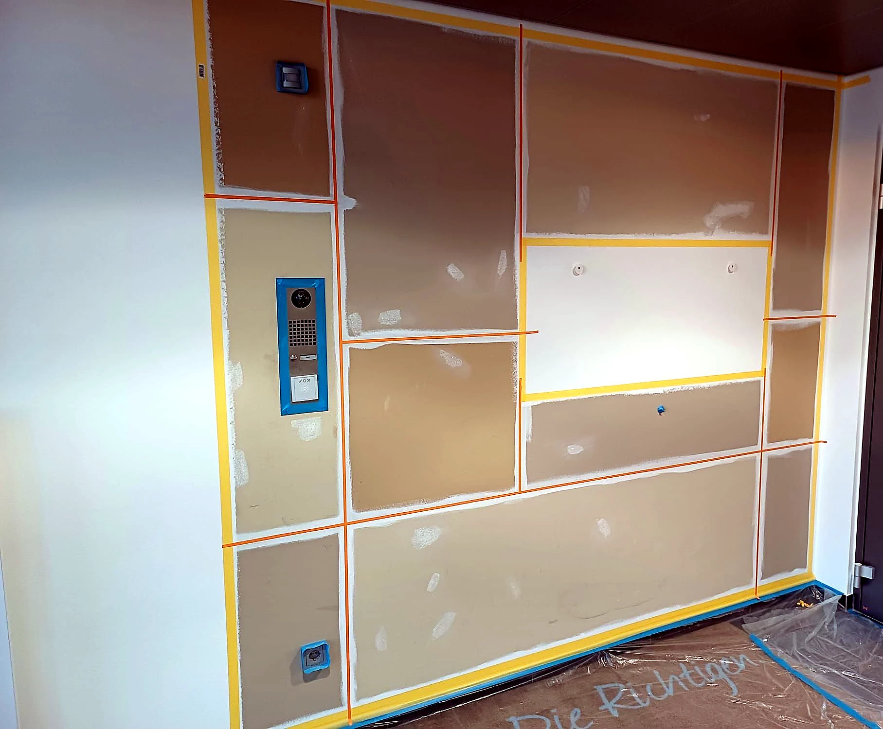 Vorbereitung einer dekorativen Wand