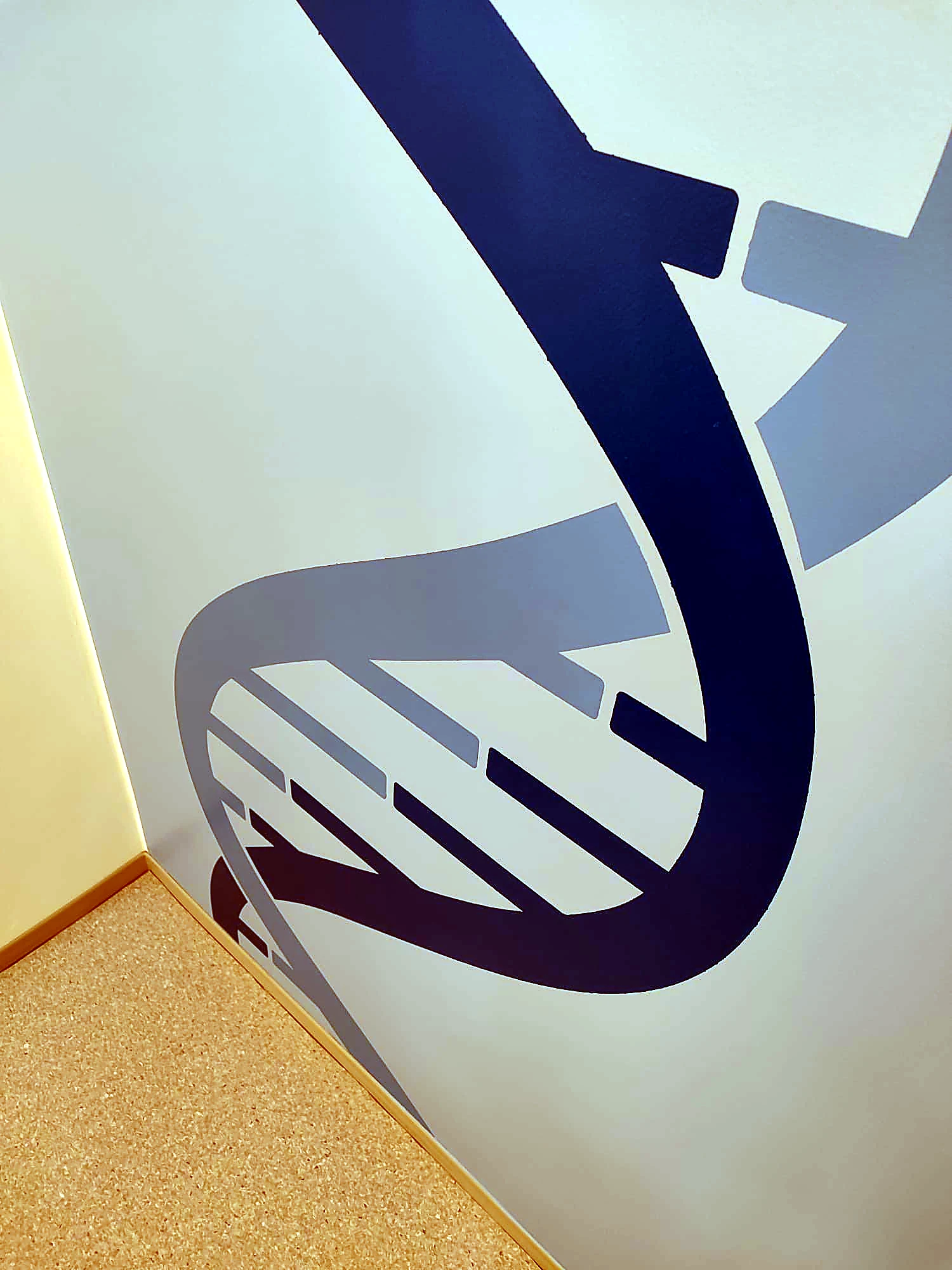 Detail der DNA Motivwand
